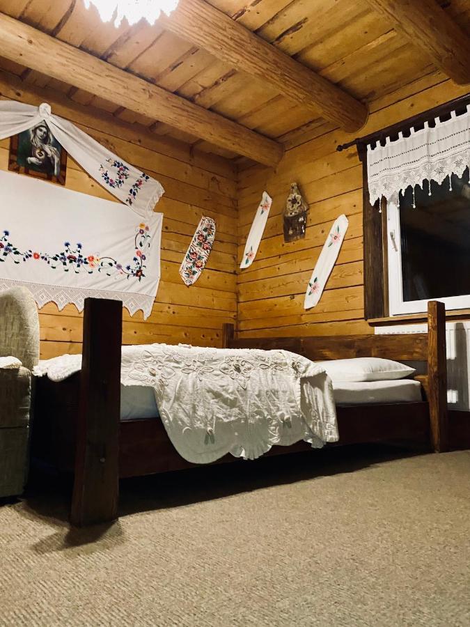 Guest House Anastasia Tatariv Exterior photo